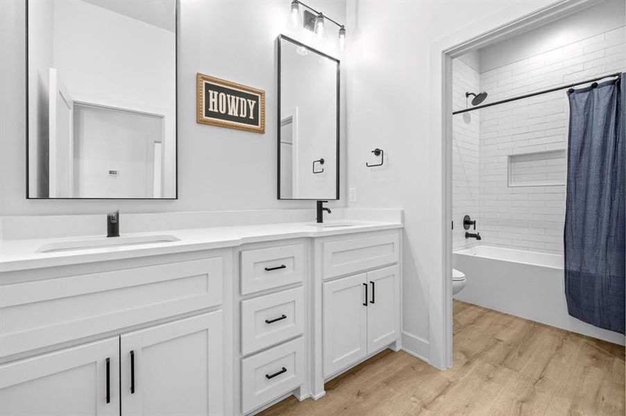 Furnished interior view inside a new home in , Abilene (Image 16).