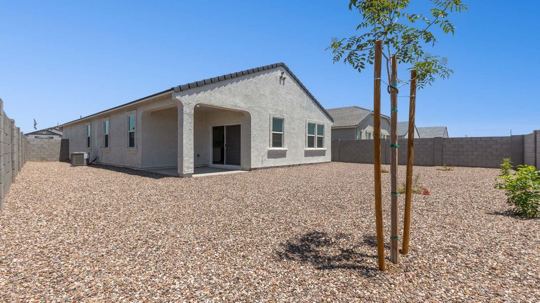 Exterior details and patio area of a home in Rio Rancho Estates, Wittmann (Image 16).