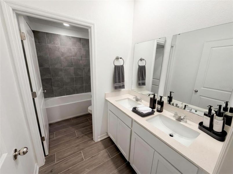 Furnished interior view inside a new home in , Kissimmee (Image 11).
