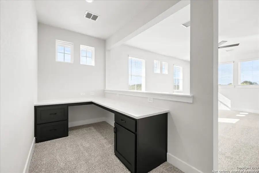 Furnished interior view inside a new home in Village at Three Oaks, Seguin (Image 9). Furnished interior view inside a new home in Village at Three Oaks, Seguin (Image 9).