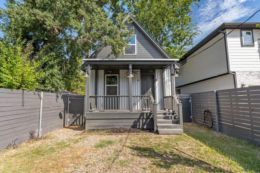 Exterior details and patio area of a home in , Houston (Image 2). Exterior details and patio area of a home in , Houston (Image 2).