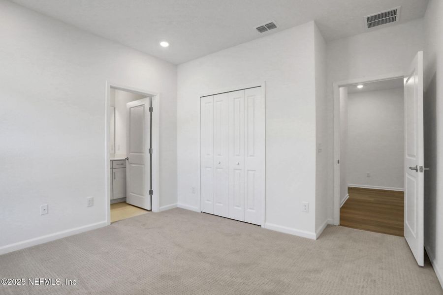 Spacious, unfurnished interior of a new home in , St. Augustine (Image 16).