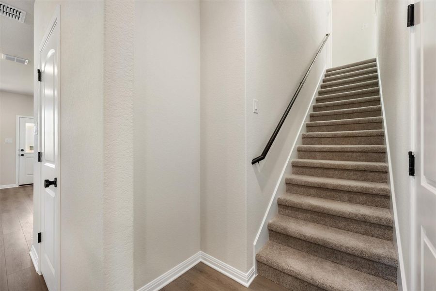 Spacious, unfurnished interior of a new home in Patterson Ranch, Georgetown (Image 28).