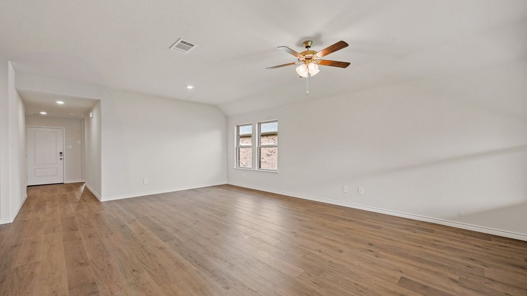 Spacious, unfurnished interior of a new home in Fireside by the Lake, Garland (Image 16).