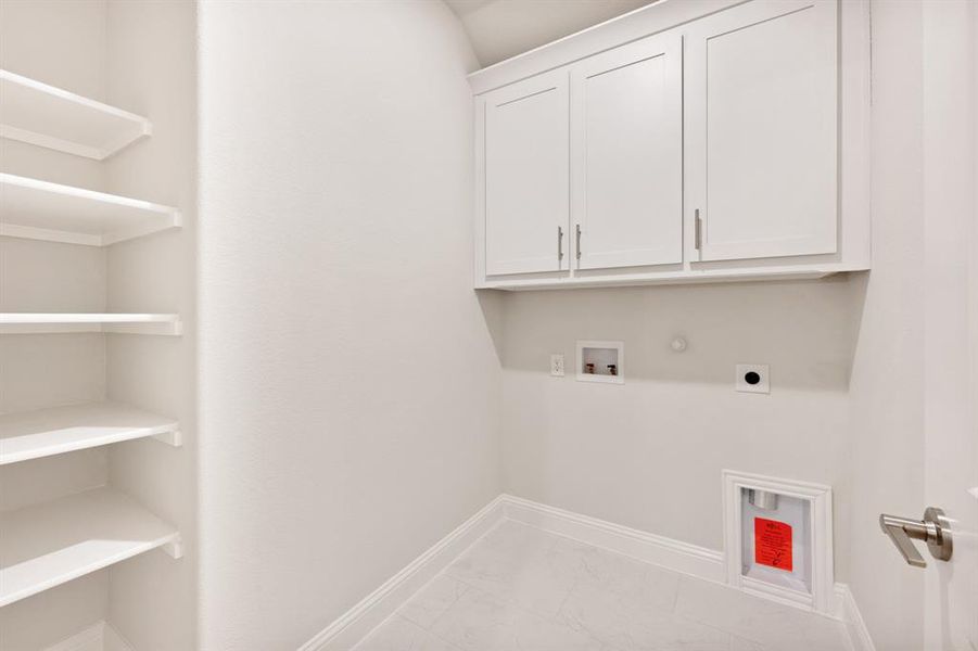 Spacious, unfurnished interior of a new home in Meraki, Forney (Image 24).