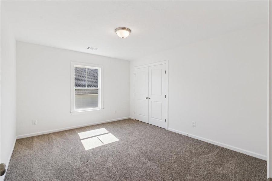 Spacious, unfurnished interior of a new home in Crawford Creek, Grovetown (Image 20).