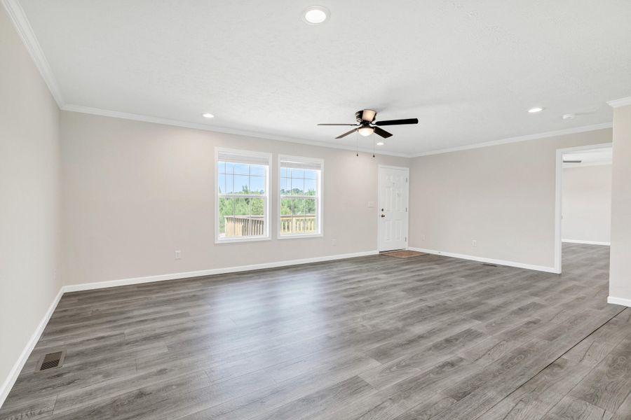 Spacious, unfurnished interior of a new home in , Cross (Image 21).