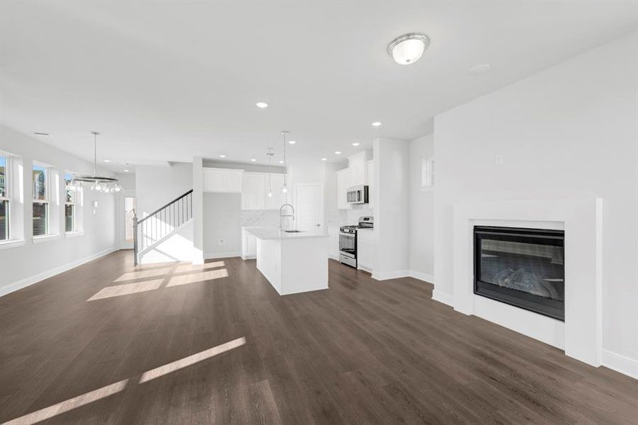 Spacious, unfurnished interior of a new home in Painted Tree Woodland West – Cottages, McKinney (Image 33).