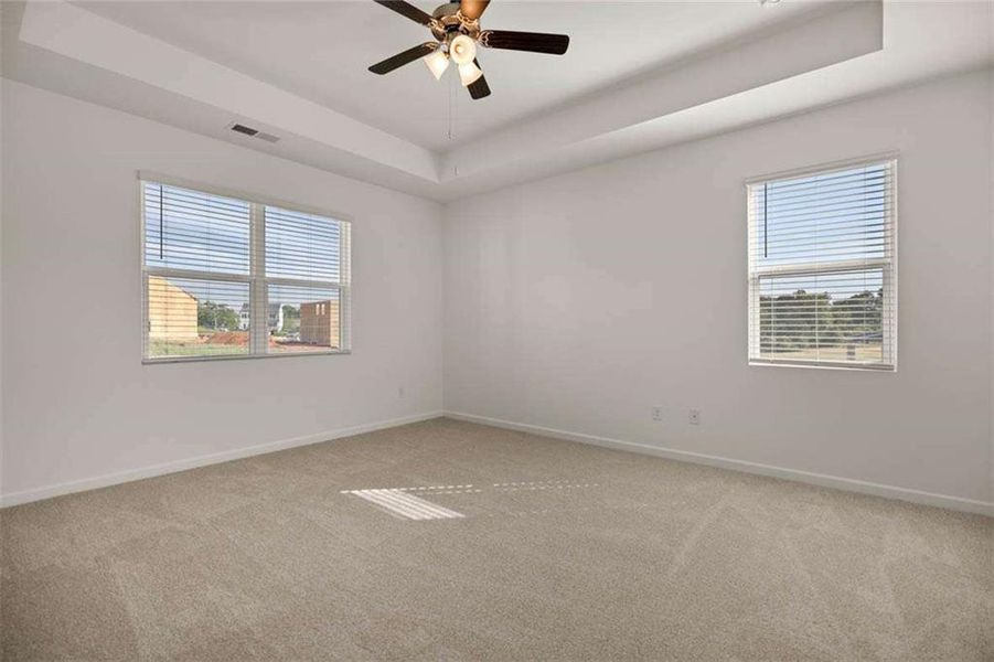 Spacious, unfurnished interior of a new home in Preserve at Dove Creek, Statham (Image 36).