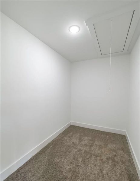 Spacious, unfurnished interior of a new home in , Bremen (Image 37).