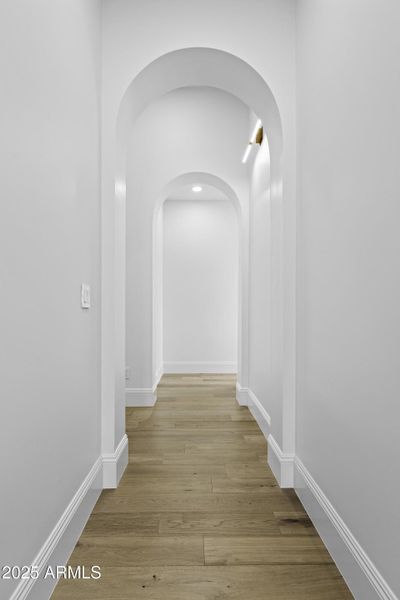 Hallway to bedrooms 2
