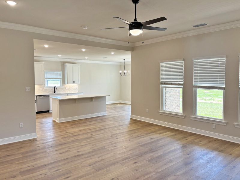 Spacious, unfurnished interior of a new home in Houston Place, Crestview (Image 12).