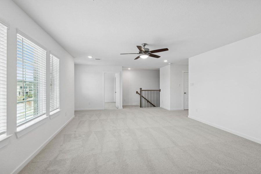 Spacious, unfurnished interior of a new home in Miller's Pond, Rosenberg (Image 13). Spacious, unfurnished interior of a new home in Miller's Pond, Rosenberg (Image 13).