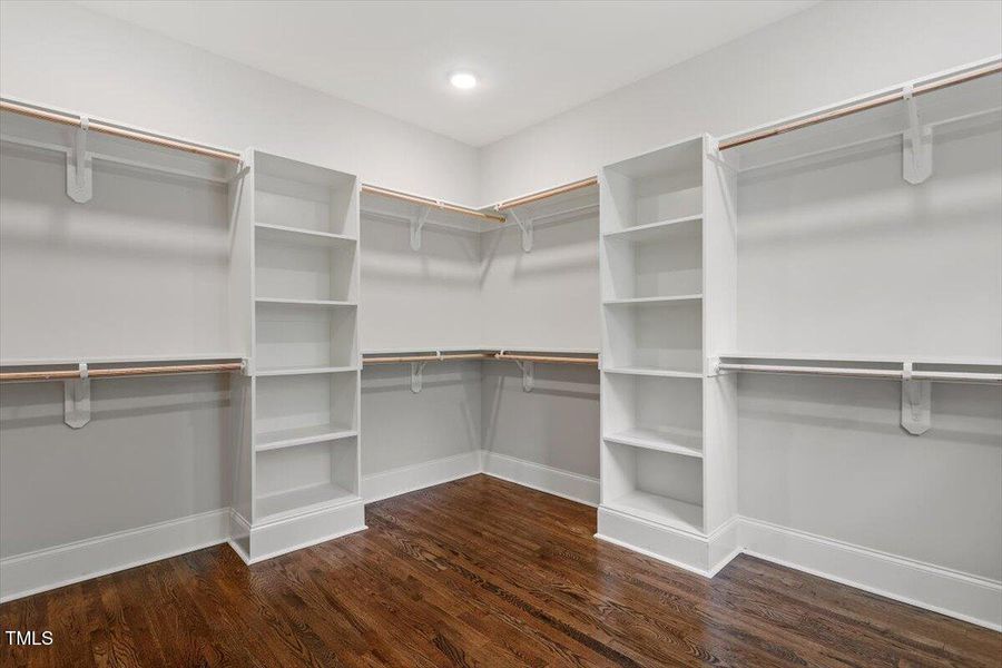 34-3302.5 Hall Place [2153293]_34