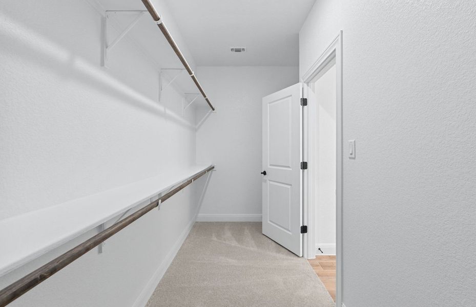 Spacious, unfurnished interior of a new home in Lagos, Manor (Image 23).