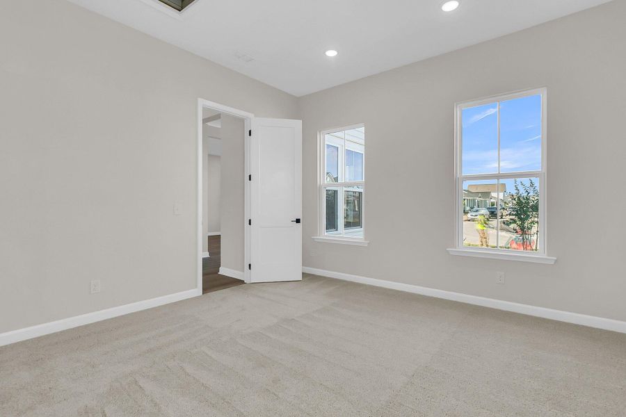 Spacious, unfurnished interior of a new home in Midtown at Nexton, Summerville (Image 20).