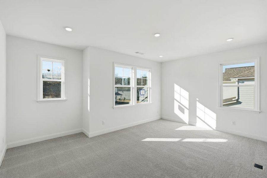 Spacious, unfurnished interior of a new home in Stratford Hills, Ball Ground (Image 26).