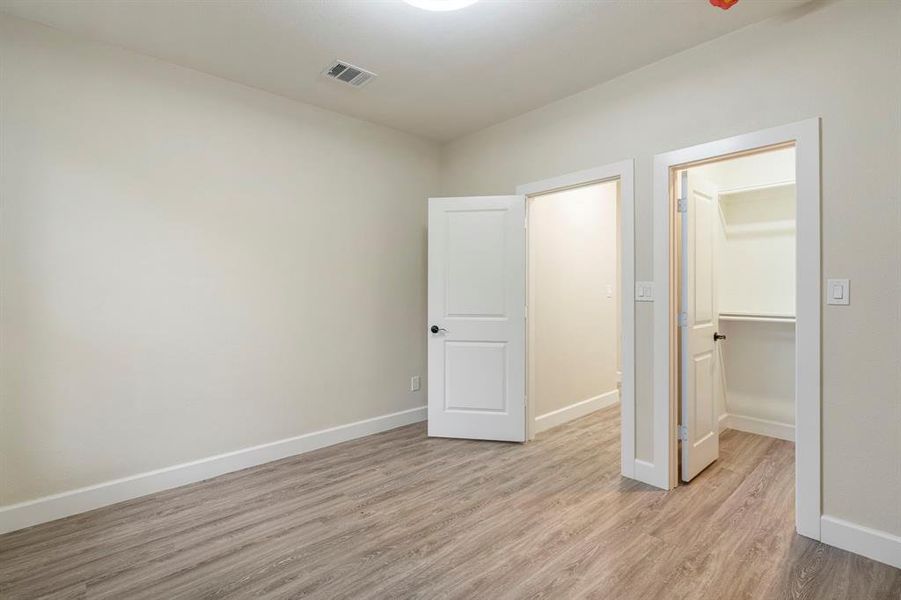Spacious, unfurnished interior of a new home in , Cockrell Hill (Image 8). Spacious, unfurnished interior of a new home in , Cockrell Hill (Image 8).