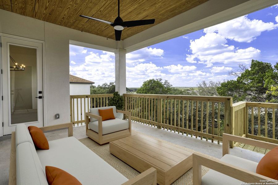 Exterior details and patio area of a home in , Fair Oaks Ranch (Image 3).
