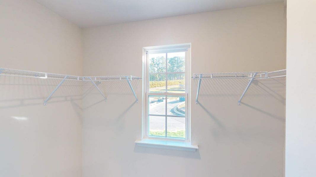 Spacious, unfurnished interior of a new home in Cardinal Creek, Charlotte (Image 18).