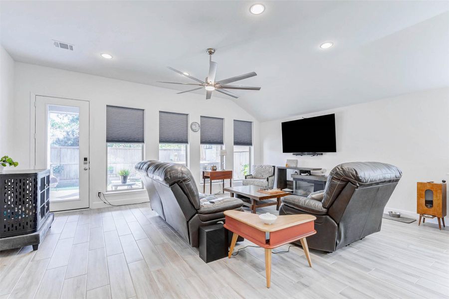 Furnished interior view inside a new home in Cross Creek West 55', Fulshear (Image 5).