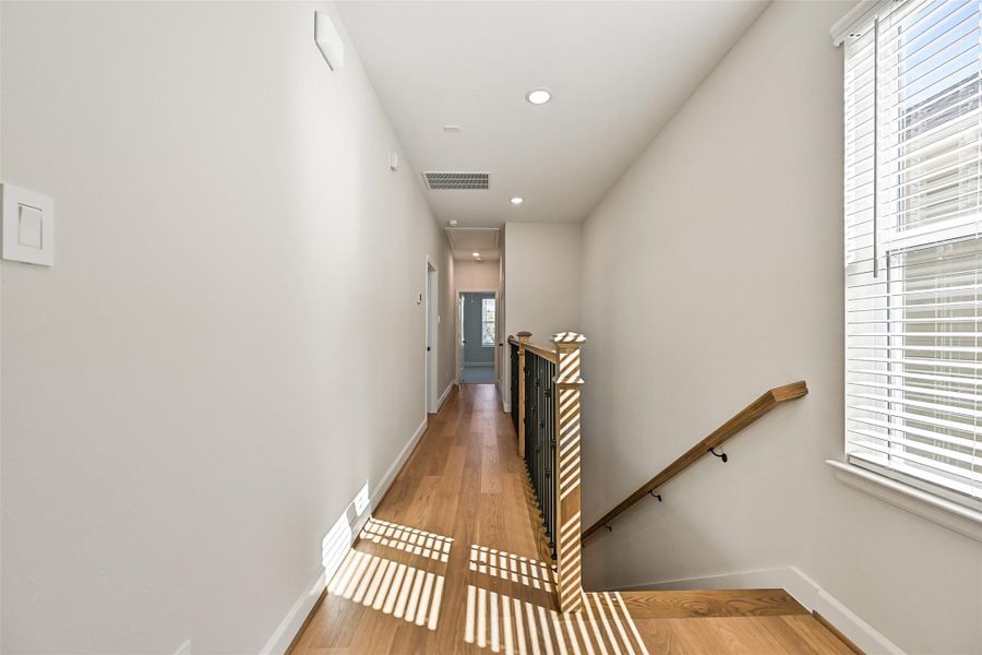 Spacious, unfurnished interior of a new home in Pearland Old Townsite, Pearland (Image 19). Spacious, unfurnished interior of a new home in Pearland Old Townsite, Pearland (Image 19).
