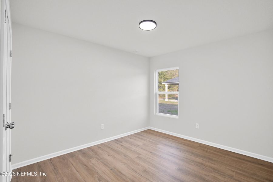 Spacious, unfurnished interior of a new home in , Palatka (Image 32).