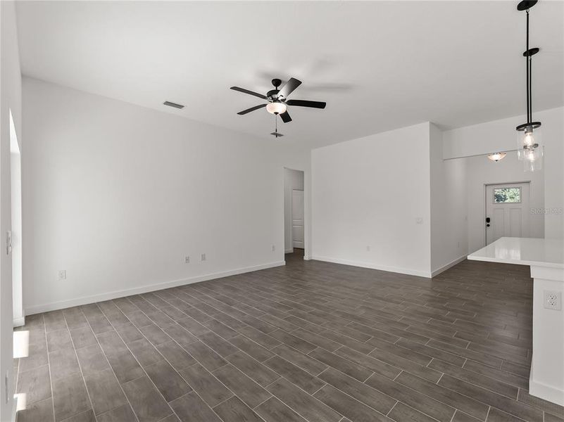 Spacious, unfurnished interior of a new home in , North Port (Image 20).