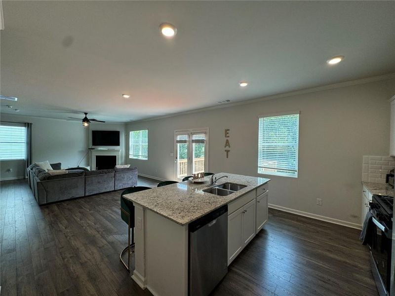 Furnished interior view inside a new home in , Dallas (Image 10).