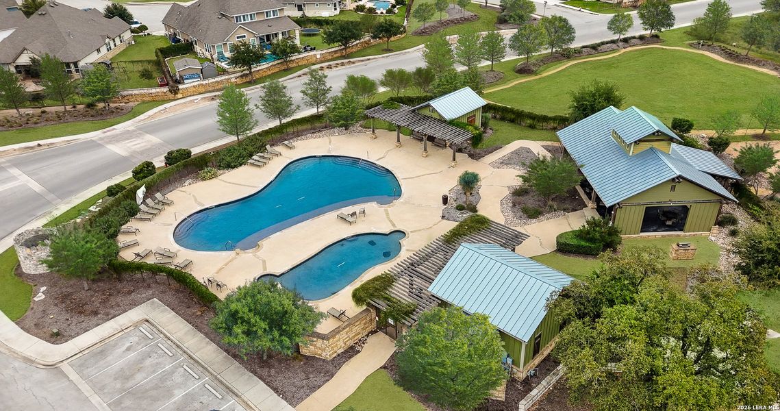 Community amenities in The Crossvine, Schertz (Image 25).