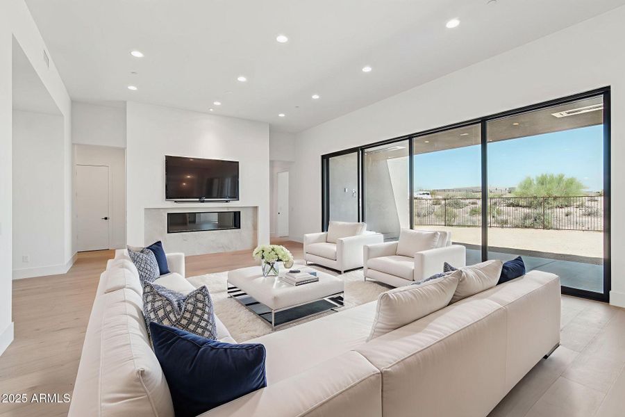 12-web-or-mls-E Buckskin Trail-S2407-008