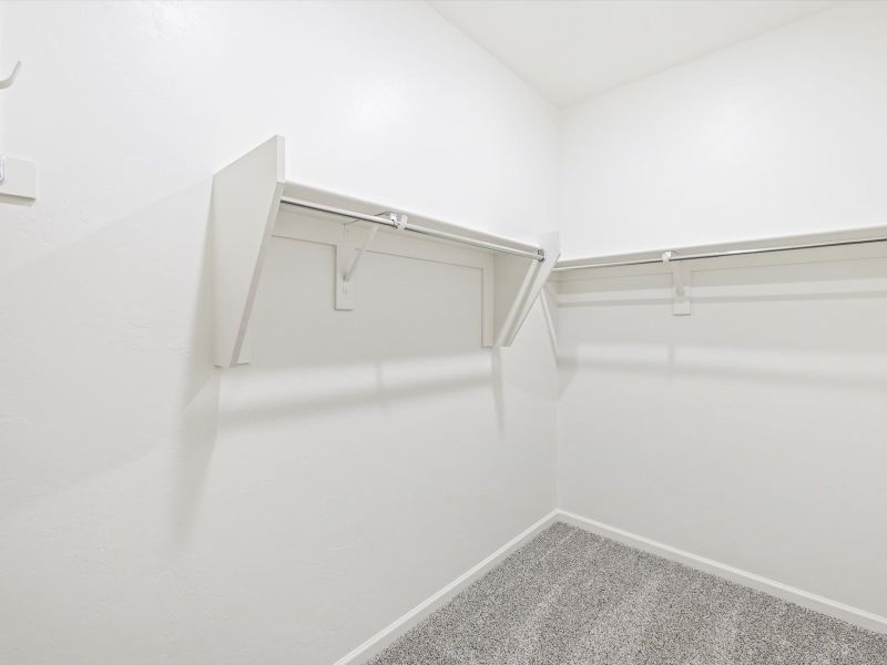 Spacious, unfurnished interior of a new home in Mandarina - Signature Series, Marana (Image 12).