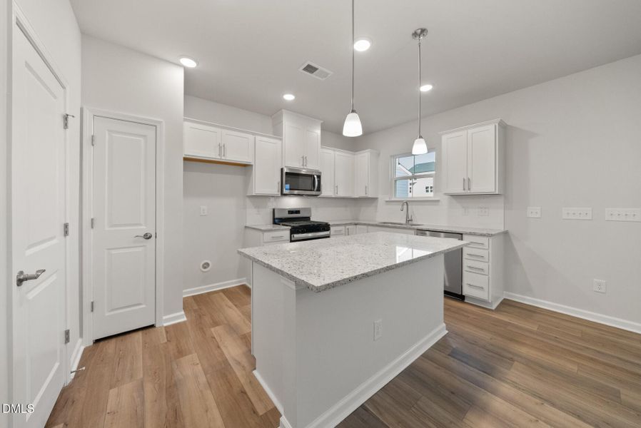 PRO Aspire Lot #59 (17)