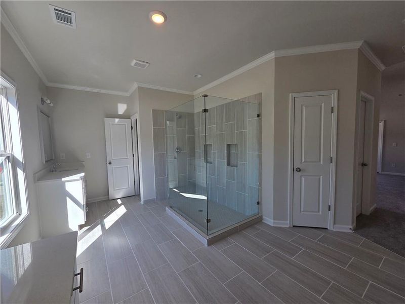 Spacious, unfurnished interior of a new home in , Bethlehem (Image 16). Spacious, unfurnished interior of a new home in , Bethlehem (Image 16).