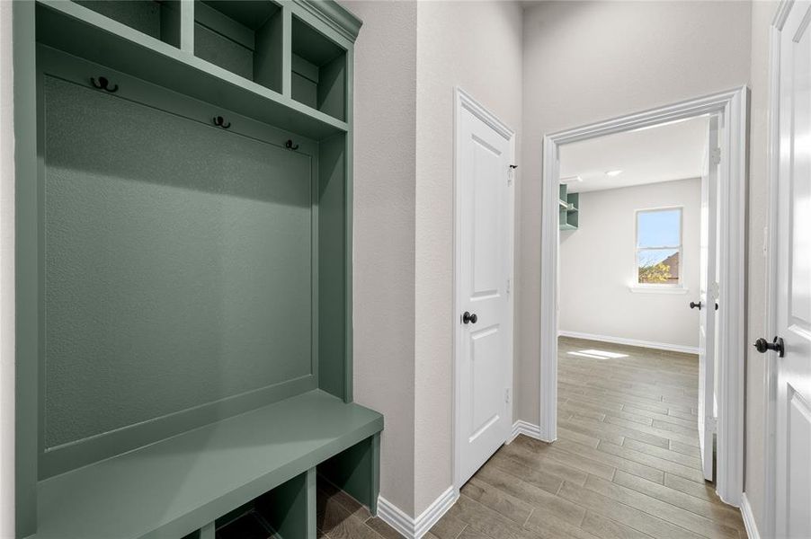 707 Shadle- Mudroom (1 of 1)