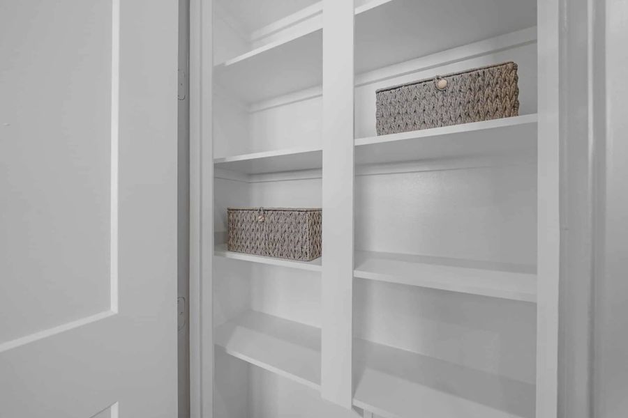 Representative interior finishes for a home built from the Hampton by Chesmar Homes in Meridiana 50's and 60's, Manvel (Image 22).