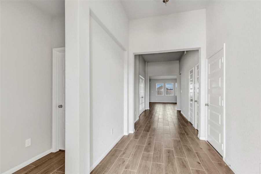 Spacious, unfurnished interior of a new home in , Baytown (Image 24). Spacious, unfurnished interior of a new home in , Baytown (Image 24).