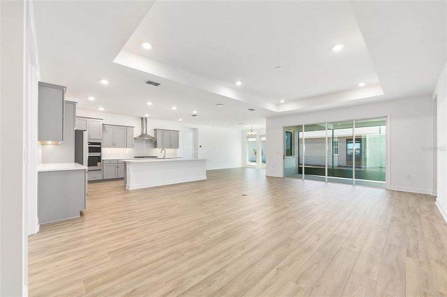 Spacious, unfurnished interior of a new home in , Ocala (Image 16).