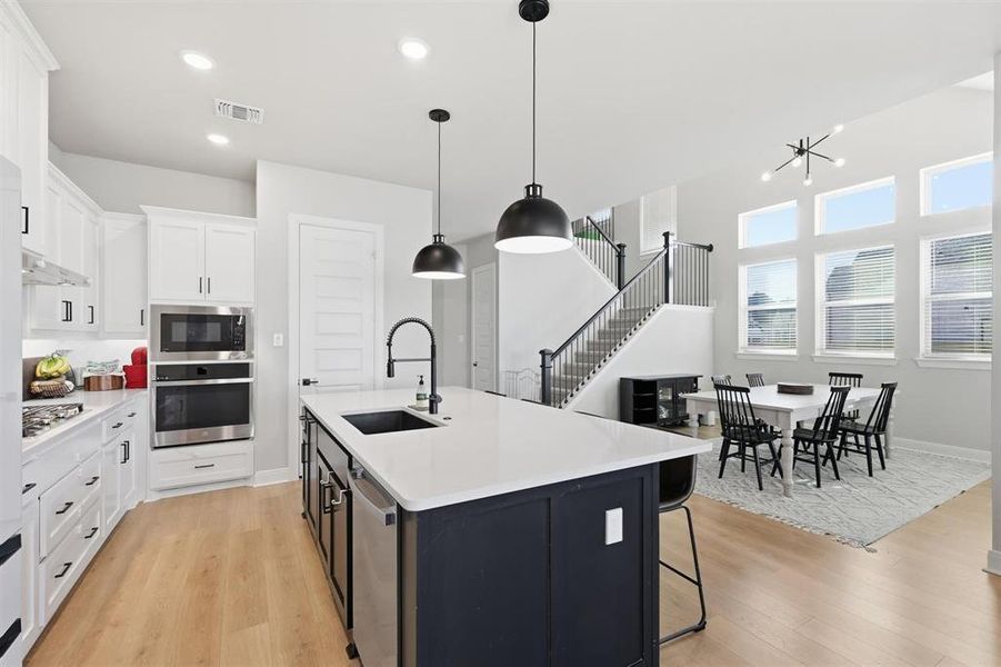 Furnished interior view inside a new home in , Northlake (Image 10).
