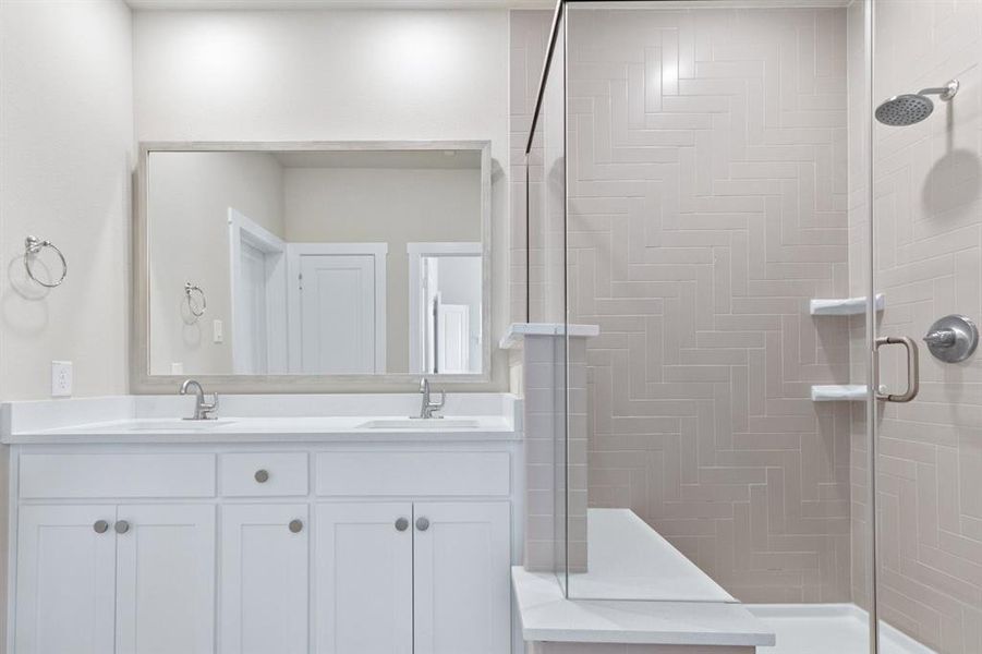 019-723ProsperLane-Wylie-TX-75098-PrimaryBathroom.jpg-SMALL 019-723ProsperLane-Wylie-TX-75098-PrimaryBathroom.jpg-SMALL