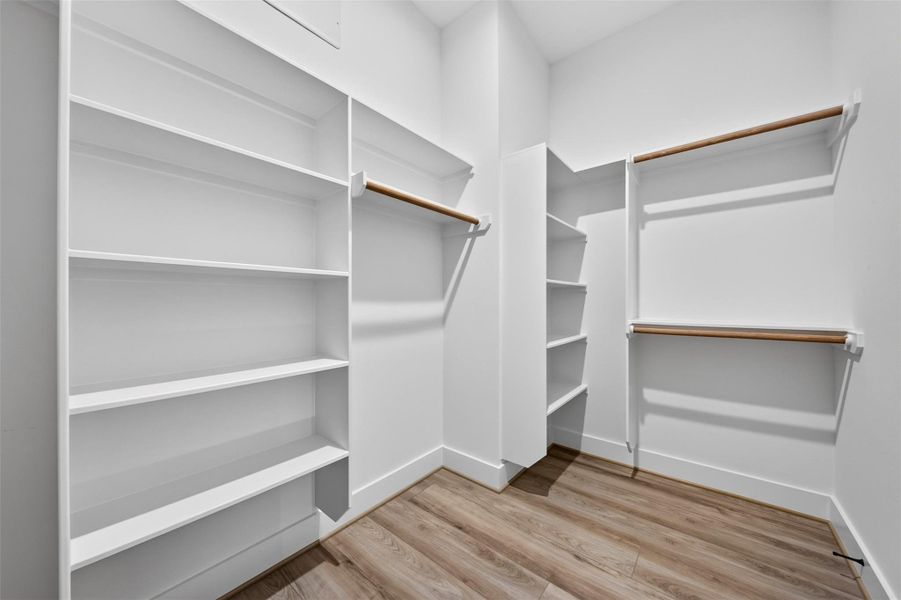 Image 38 of a home in .
