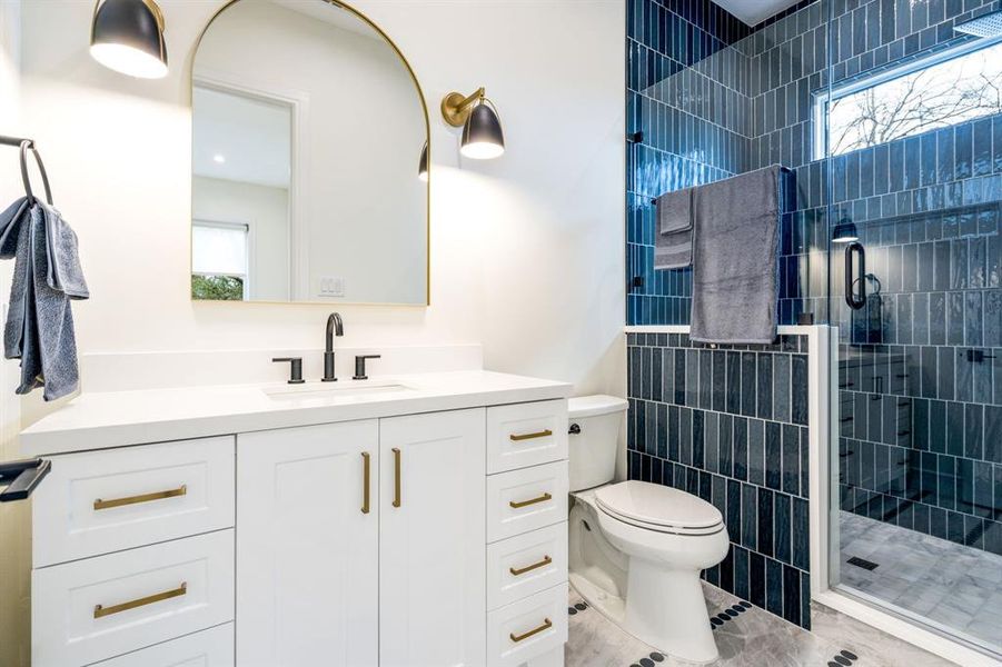 Furnished interior view inside a new home in , Dallas (Image 37).