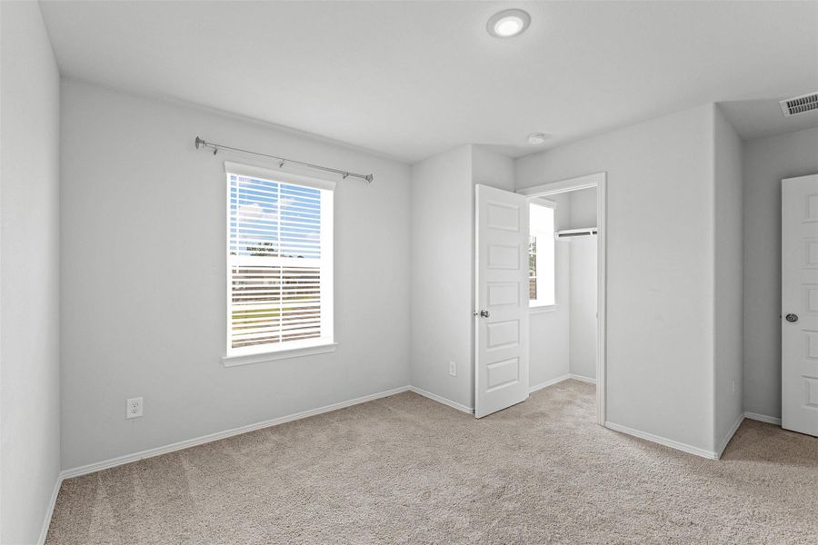 Spacious, unfurnished interior of a new home in Liberty Collection at Fairway Farms, Tomball (Image 19).