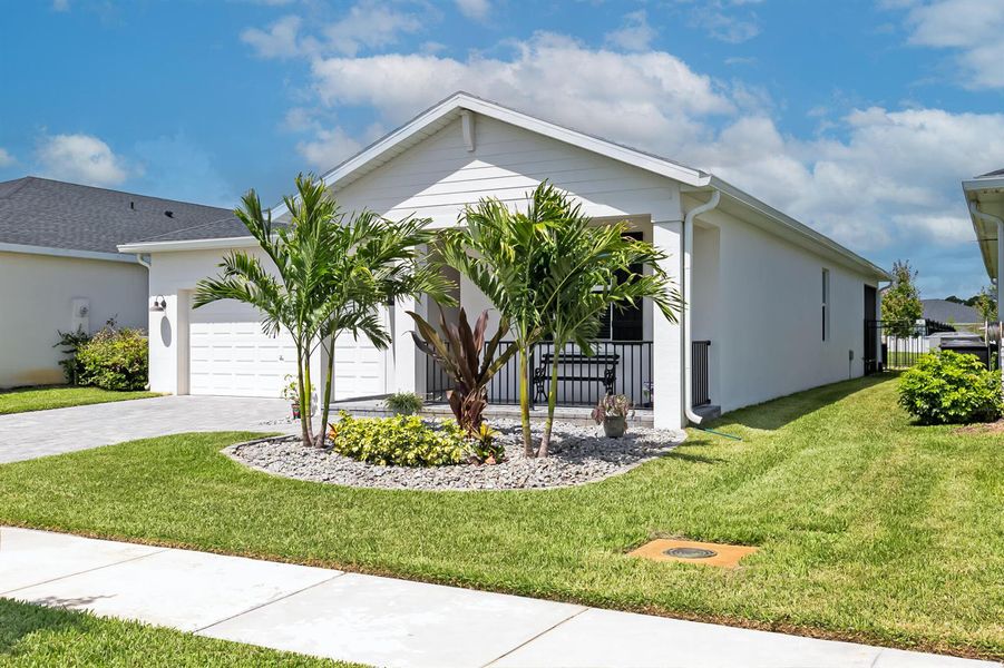 8667 Dahlia CIR