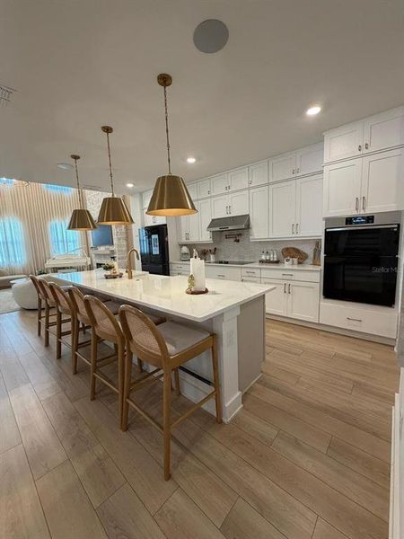 Furnished interior view inside a new home in , Winter Garden (Image 10).
