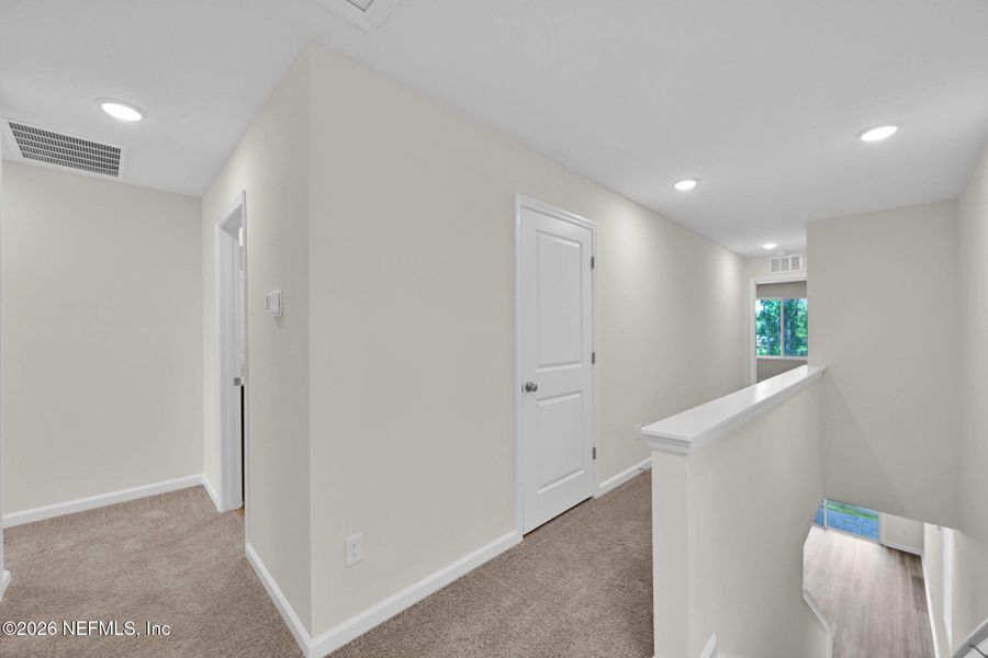 Spacious, unfurnished interior of a new home in Baxley Villas, Middleburg (Image 15).