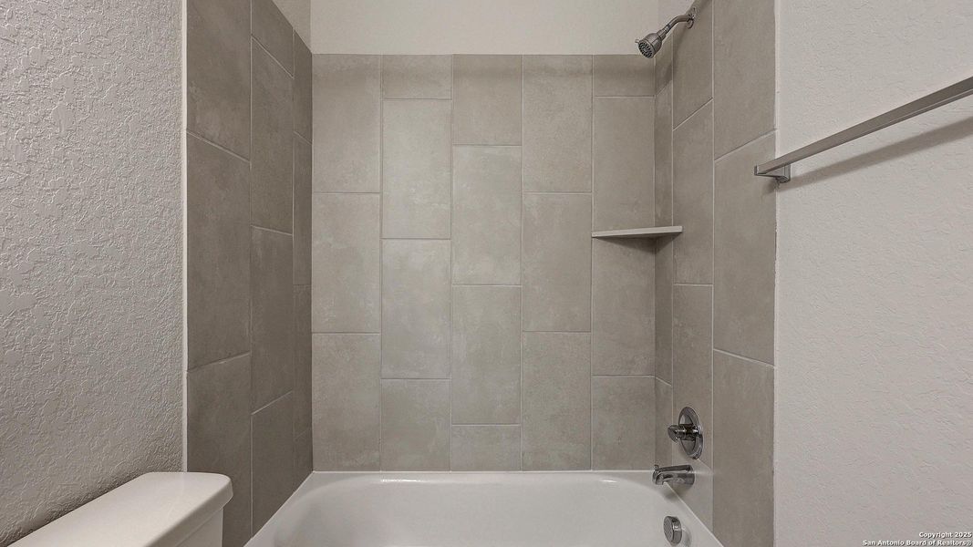 Image 30 of a home in Alsatian Oaks 60'. Image 30 of a home in Alsatian Oaks 60'.