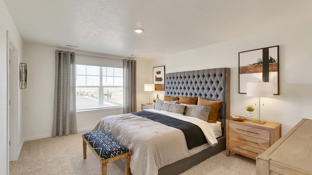 Representative furnished interior of a home built from the Holcombe by D.R. Horton in Settlers Crossing, Commerce City (Image 15).