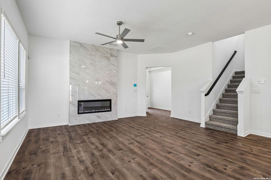 Spacious, unfurnished interior of a new home in Stream Waters, Seguin (Image 14). Spacious, unfurnished interior of a new home in Stream Waters, Seguin (Image 14).
