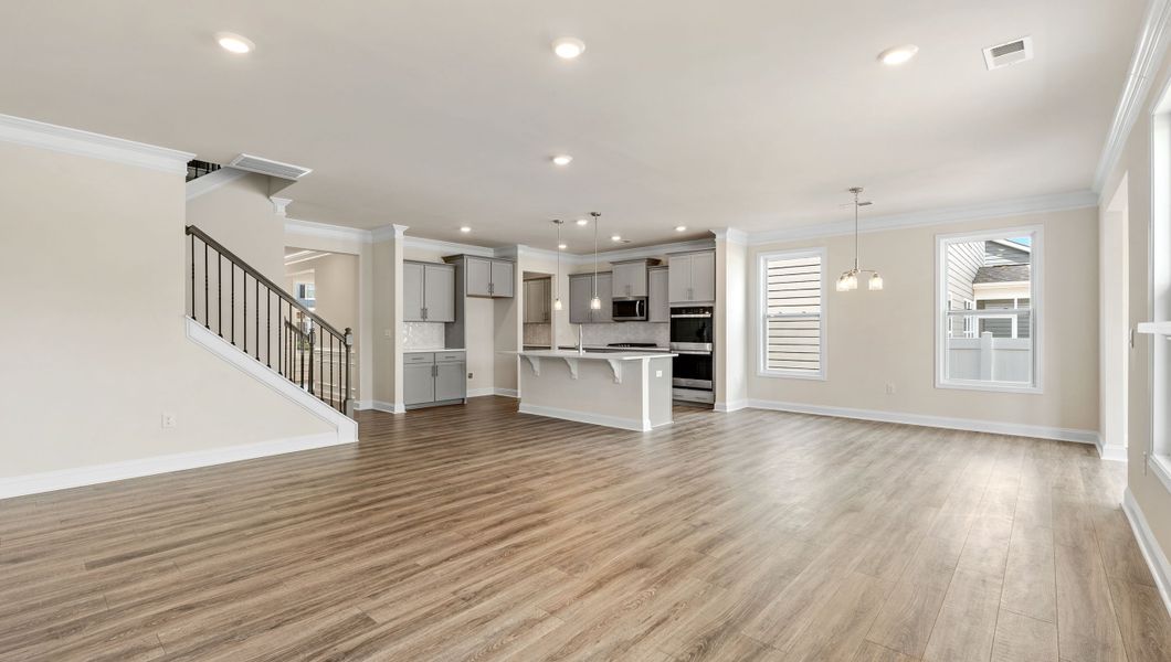 Spacious, unfurnished interior of a new home in Williams Ridge, Woodruff (Image 20).